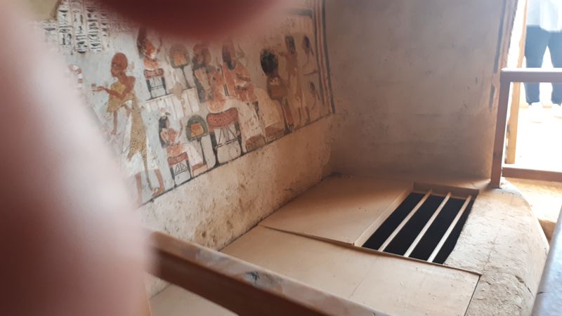 Faraónico Egipto - Blogs de Egipto - Día 2: Tumbas de Dra Abu el Naga (5)