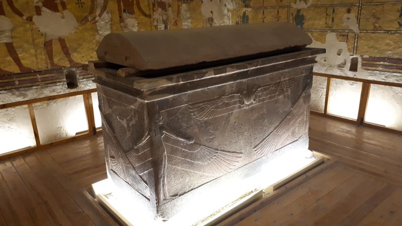 Faraónico Egipto - Blogs de Egipto - Día 2: El Valle de los Monos (10)