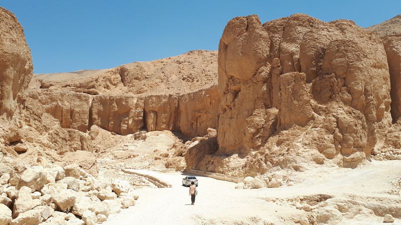 Faraónico Egipto - Blogs de Egipto - Día 2: El Valle de los Monos (11)