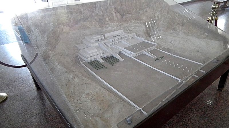 Faraónico Egipto - Blogs de Egipto - Dia 3: Templo funerario de Hatshepsut (2)