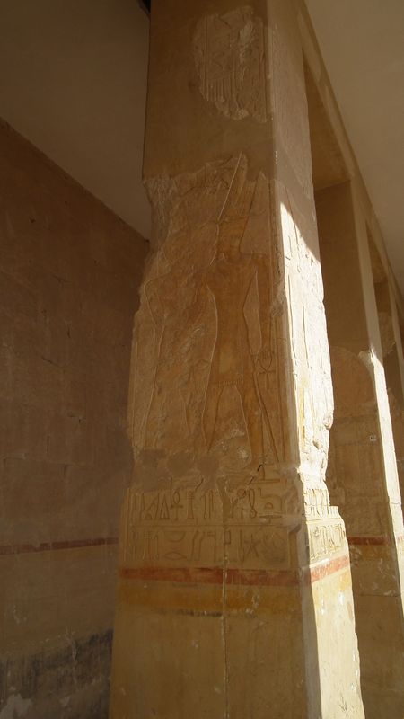 Faraónico Egipto - Blogs de Egipto - Dia 3: Templo funerario de Hatshepsut (18)