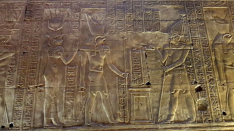 Día 10: Templos en el camino. Edfú - Faraónico Egipto (19)