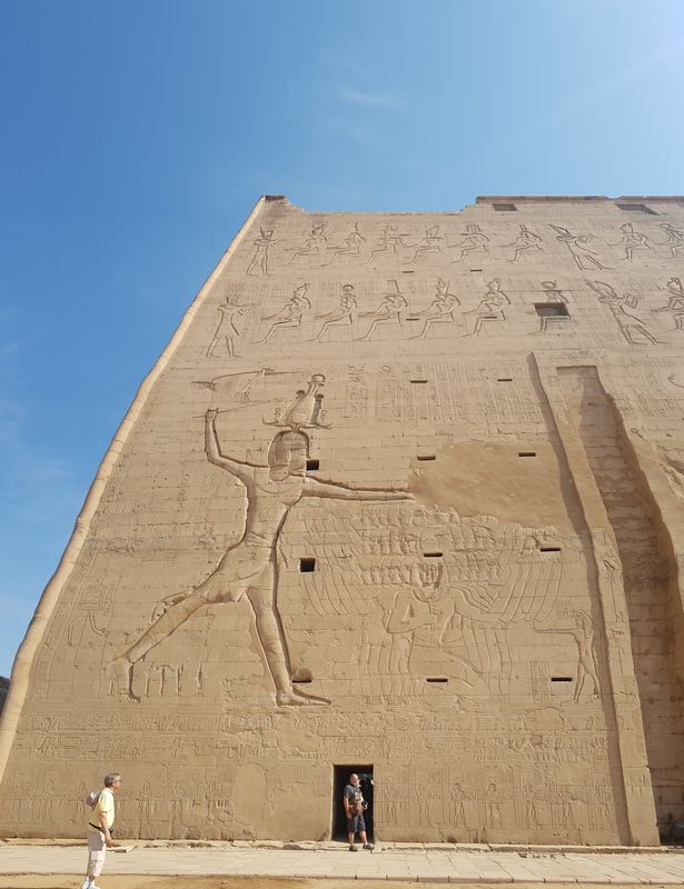 Día 10: Templos en el camino. Edfú - Faraónico Egipto (46)