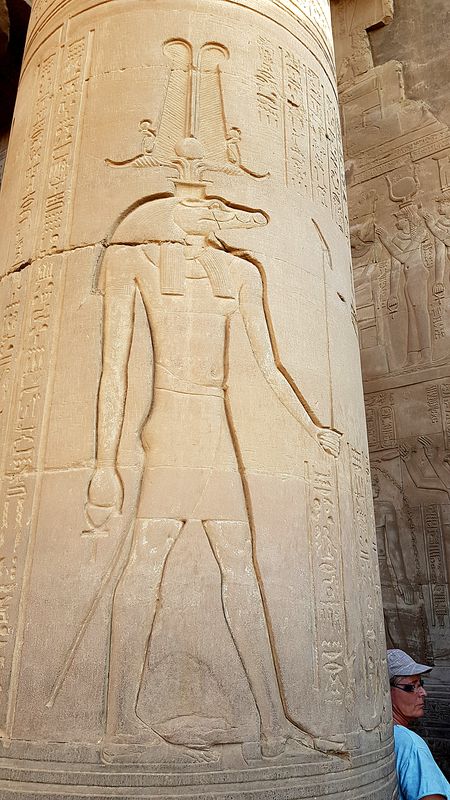 Día 10: Templos en el camino. Komombo y el museo del cocodrilo - Faraónico Egipto (10)