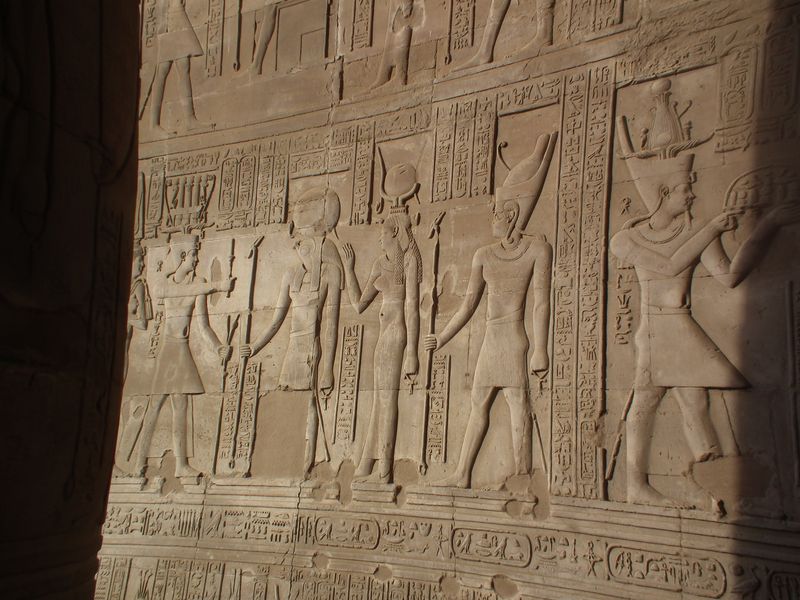 Día 10: Templos en el camino. Komombo y el museo del cocodrilo - Faraónico Egipto (20)