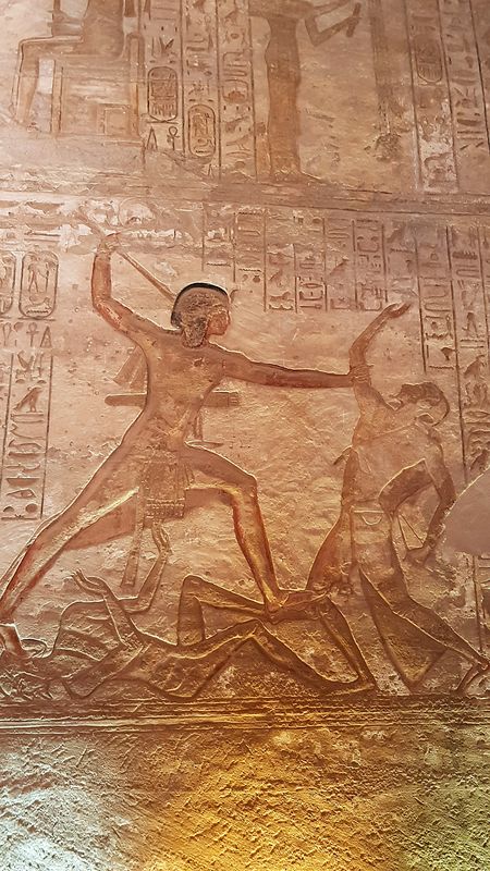 Dia 11: Abu Symbel - Faraónico Egipto (29)