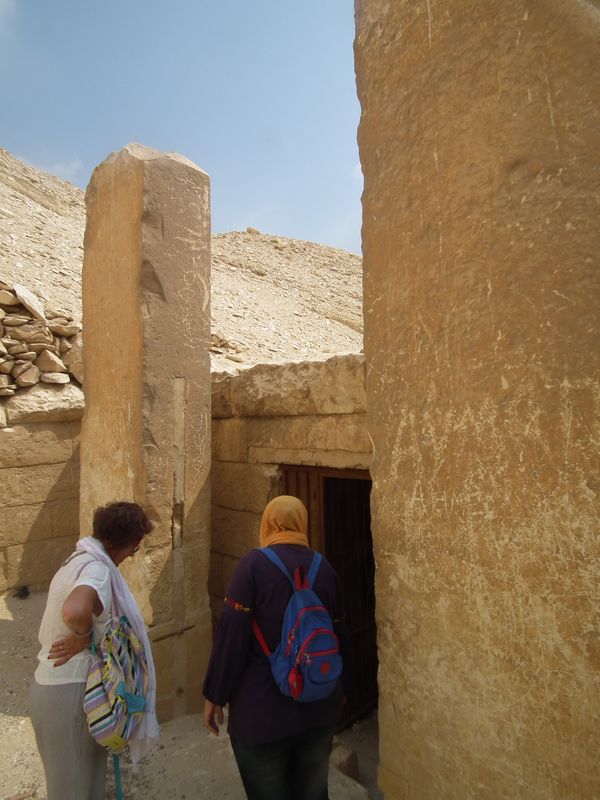 Día 14 La pirámide de Meidum - Faraónico Egipto (8)