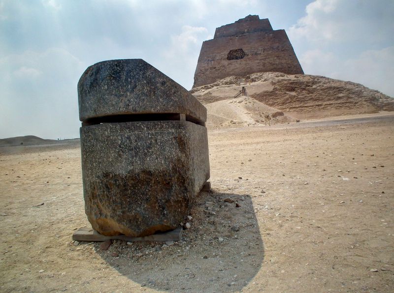Día 14 La pirámide de Meidum - Faraónico Egipto (20)