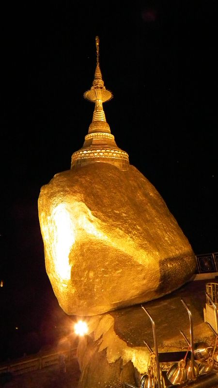 Myanmar. Hay que ir. - Blogs de Myanmar - Golden Rock, la roca equilibrista. (7)