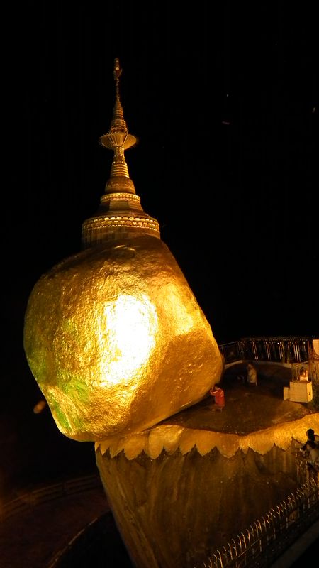 Myanmar. Hay que ir. - Blogs de Myanmar - Golden Rock, la roca equilibrista. (8)