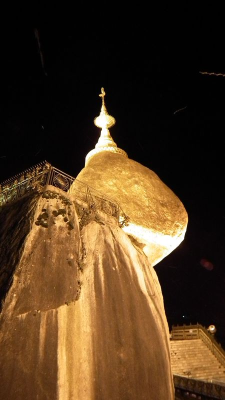 Myanmar. Hay que ir. - Blogs de Myanmar - Golden Rock, la roca equilibrista. (11)