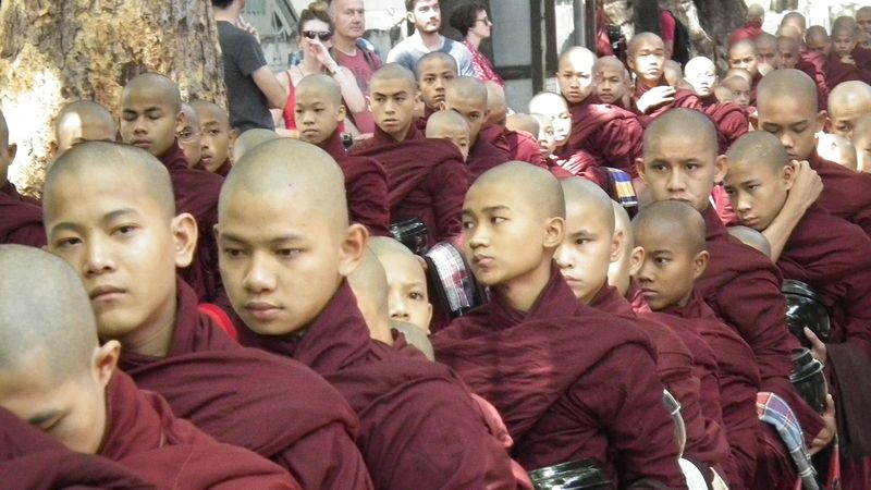 Myanmar. Hay que ir. - Blogs de Myanmar - Mandalay y otras ciudades imperiales. (5)