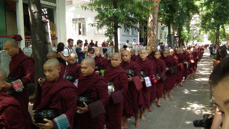 Myanmar. Hay que ir. - Blogs de Myanmar - Mandalay y otras ciudades imperiales. (6)
