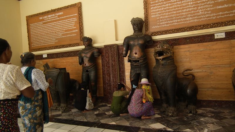 Myanmar. Hay que ir. - Blogs de Myanmar - Mandalay y otras ciudades imperiales. (80)