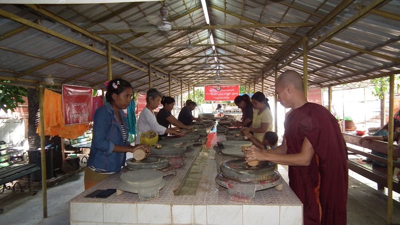 Myanmar. Hay que ir. - Blogs de Myanmar - Mandalay y otras ciudades imperiales. (88)