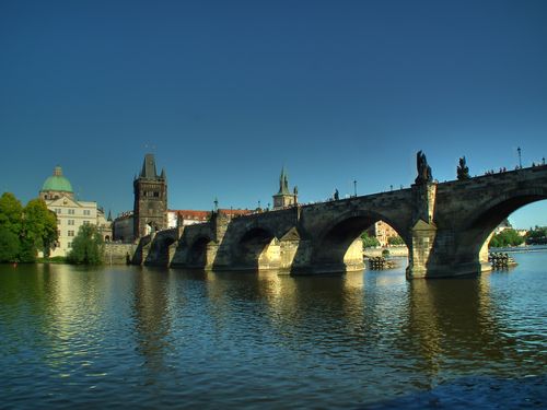 La bella Praga en 6 días - Blogs de Checa Rep. - Jueves. La ciudad nueva y otros lugares. (29)