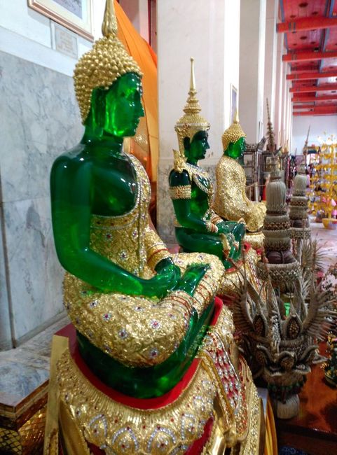 SIGBURI. Otro buda reclinado. - Tailandia. Septiembre 2015. Nuestro segundo viaje (8)