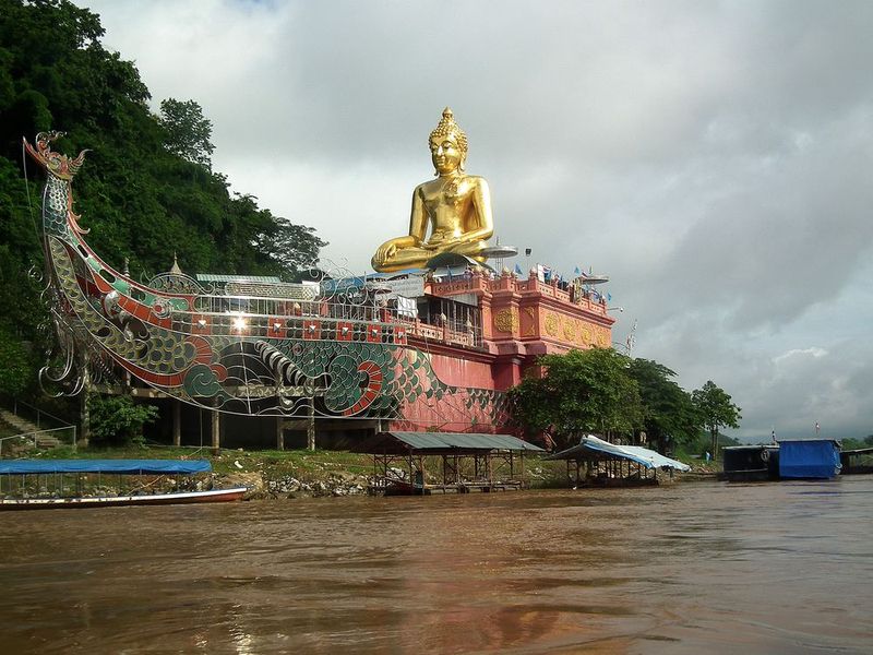 CHIANG RAI y el templo blanco. - Tailandia. Septiembre 2015. Nuestro segundo viaje (16)