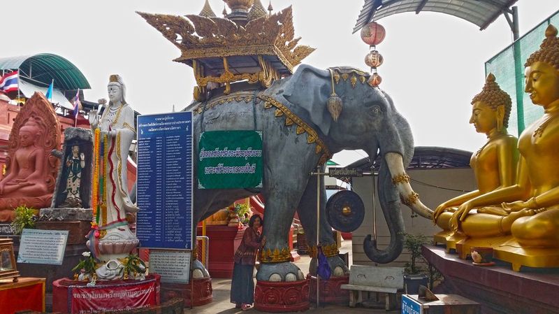 CHIANG RAI y el templo blanco. - Tailandia. Septiembre 2015. Nuestro segundo viaje (18)