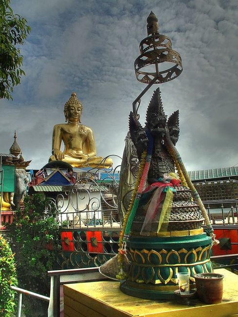 CHIANG RAI y el templo blanco. - Tailandia. Septiembre 2015. Nuestro segundo viaje (20)